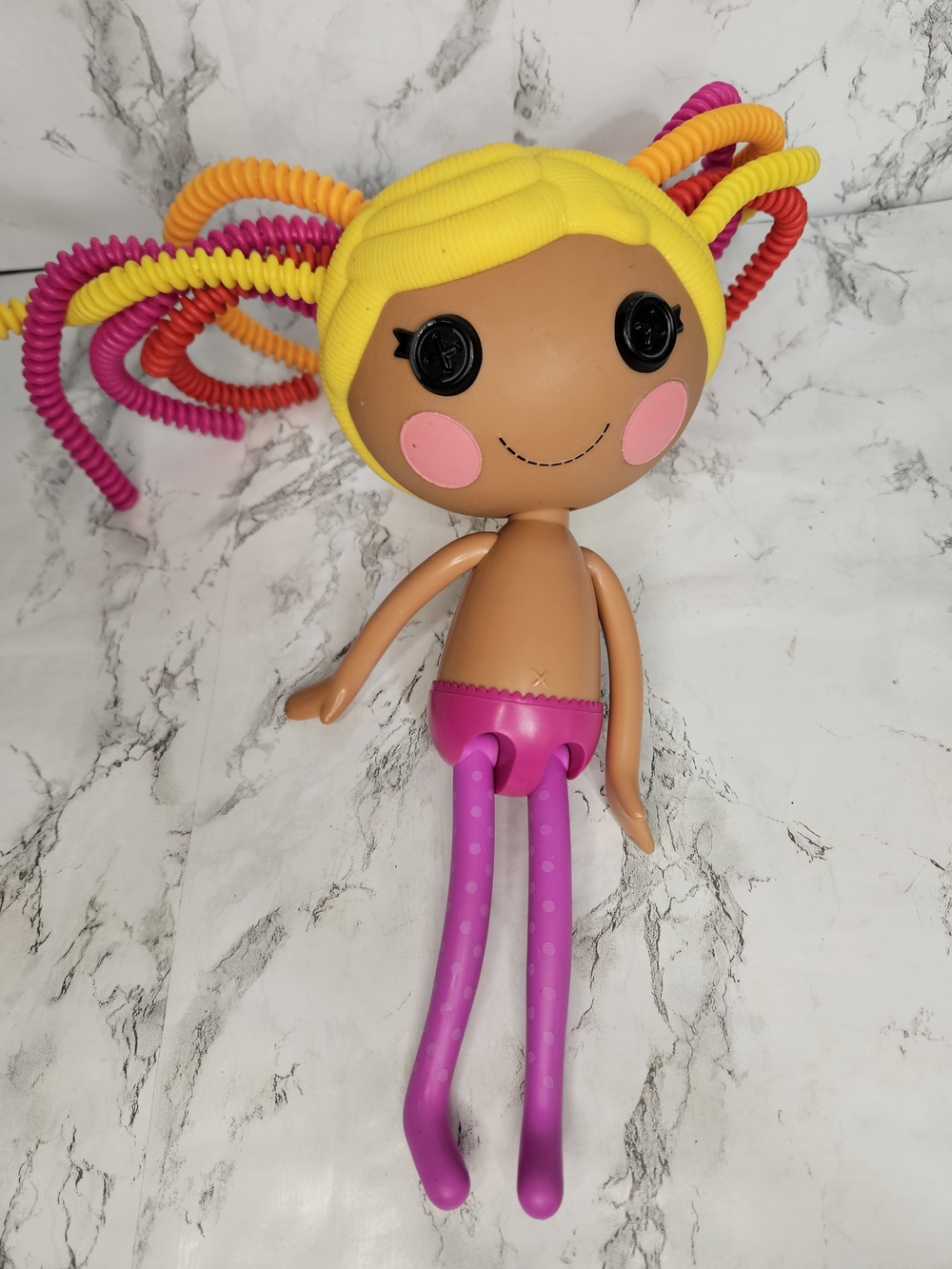 Lalaloopsy Silly Hair April Sunsplash Doll. 2009